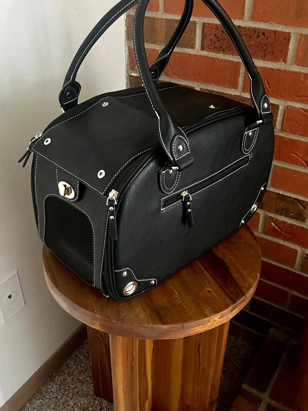 Stylish Soft-Sided Pet Carrier Purse – Black Pet Travel Bag